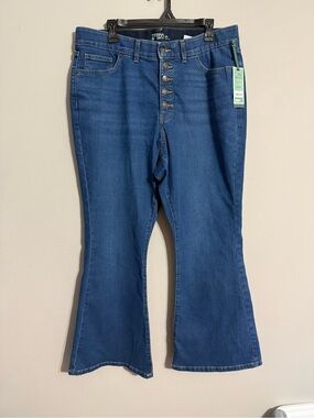 Terra & Sky Women's High-Rise Button-Fly Flare Blue Jeans 16w
